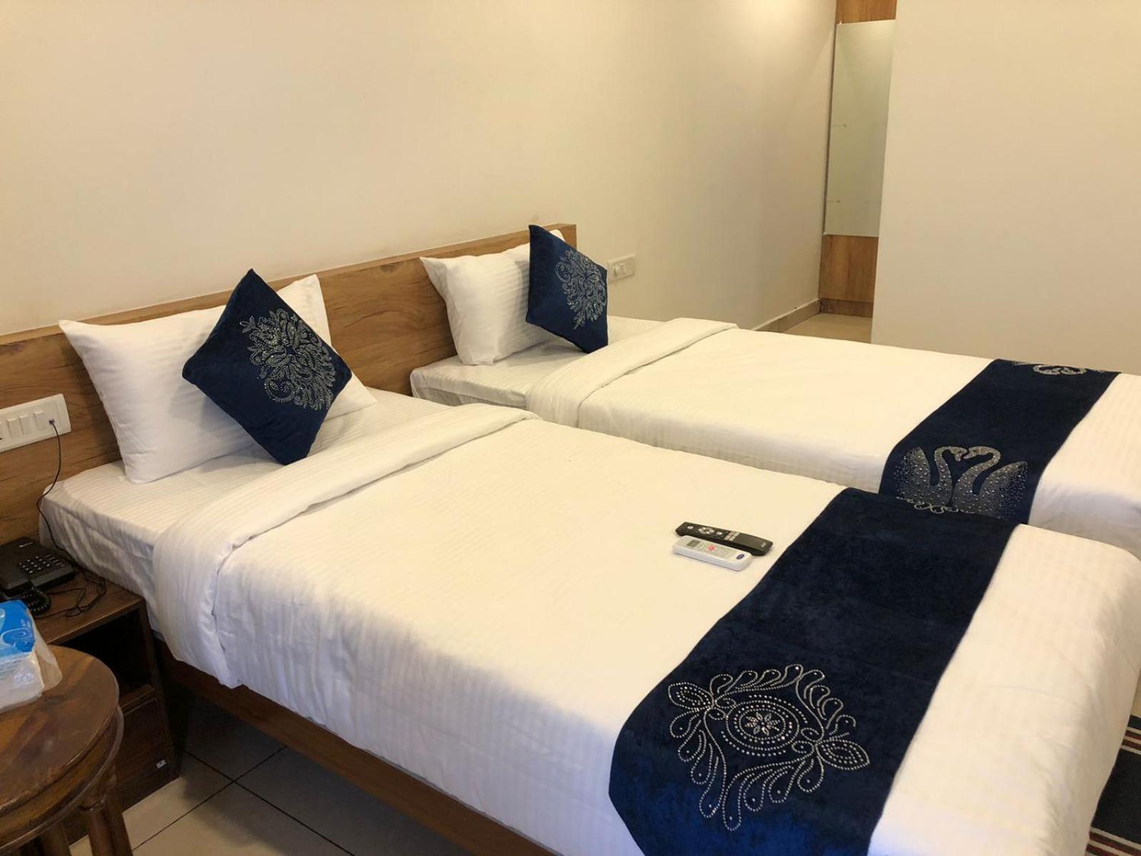 Hotel Amulya Regency Bayappanhalli Dış mekan fotoğraf